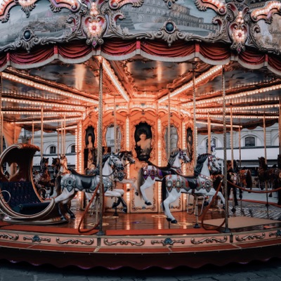  - Le Carrousel